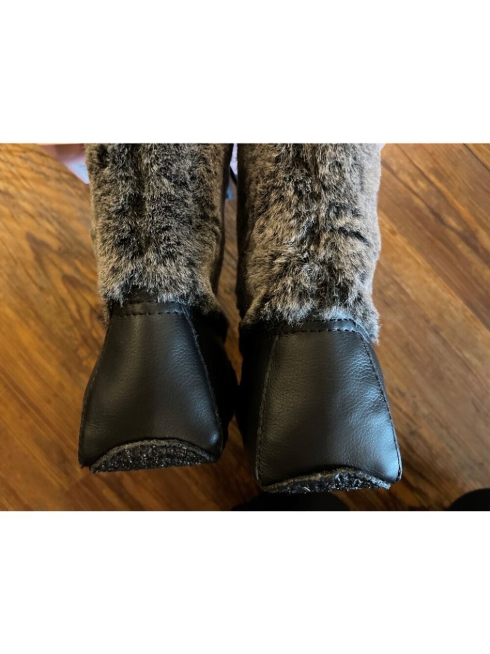 Juicy Couture mukluk faux fur moccasin boots y2k Vintage Size 10 US New In Box - Picture 2 of 9